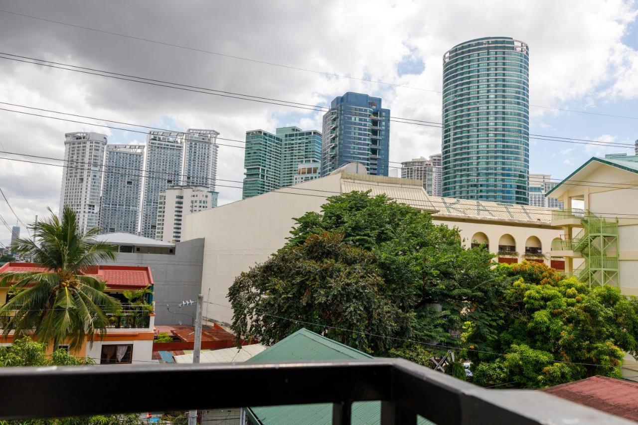 5880 Enriquez Residences Манила Экстерьер фото